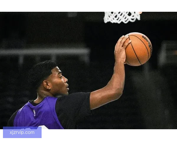 布朗尼豪取26分7篮板5助攻率南湾湖人取胜 老詹社媒点赞布朗尼表现杰出 布朗尼豪取26分7篮板5助攻率南湾湖人取胜 老詹社媒点赞布朗尼表现杰出